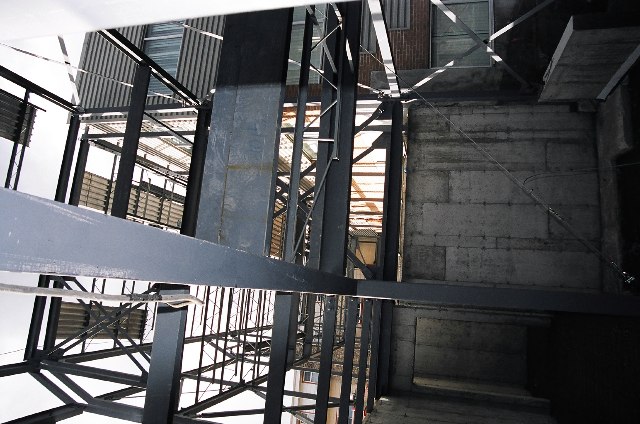 Pr&eacute;paration pour les planchers de b&eacute;ton.