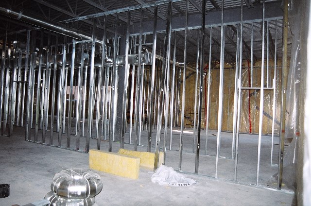 Murs int&eacute;rieurs et divisions des classes.