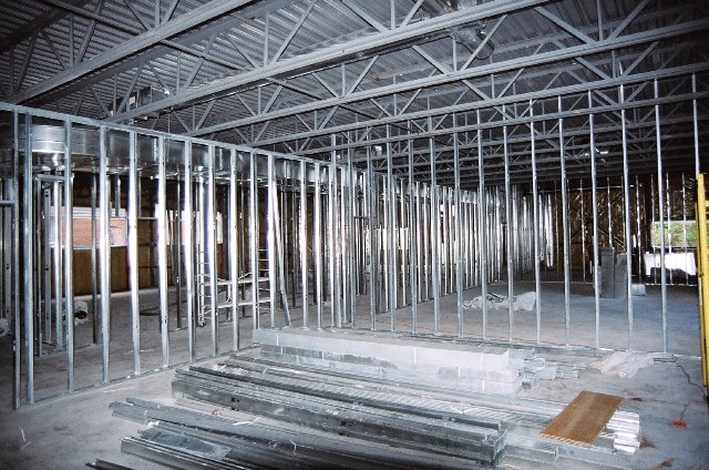 Murs int&eacute;rieurs et divisions des classes.