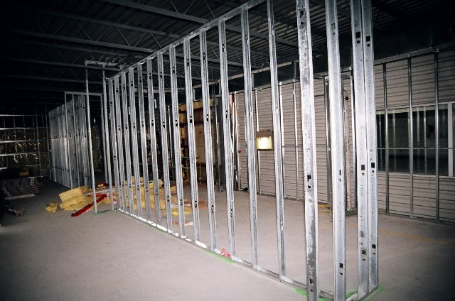 Future salle des casier de 1&egrave;re secondaire.