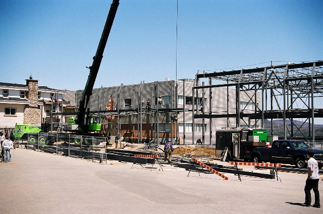 Structure de la fa&ccedil;ade et nouveau corridor