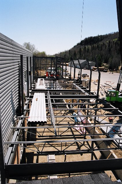 Structure de la fa&ccedil;ade et nouveau corridor