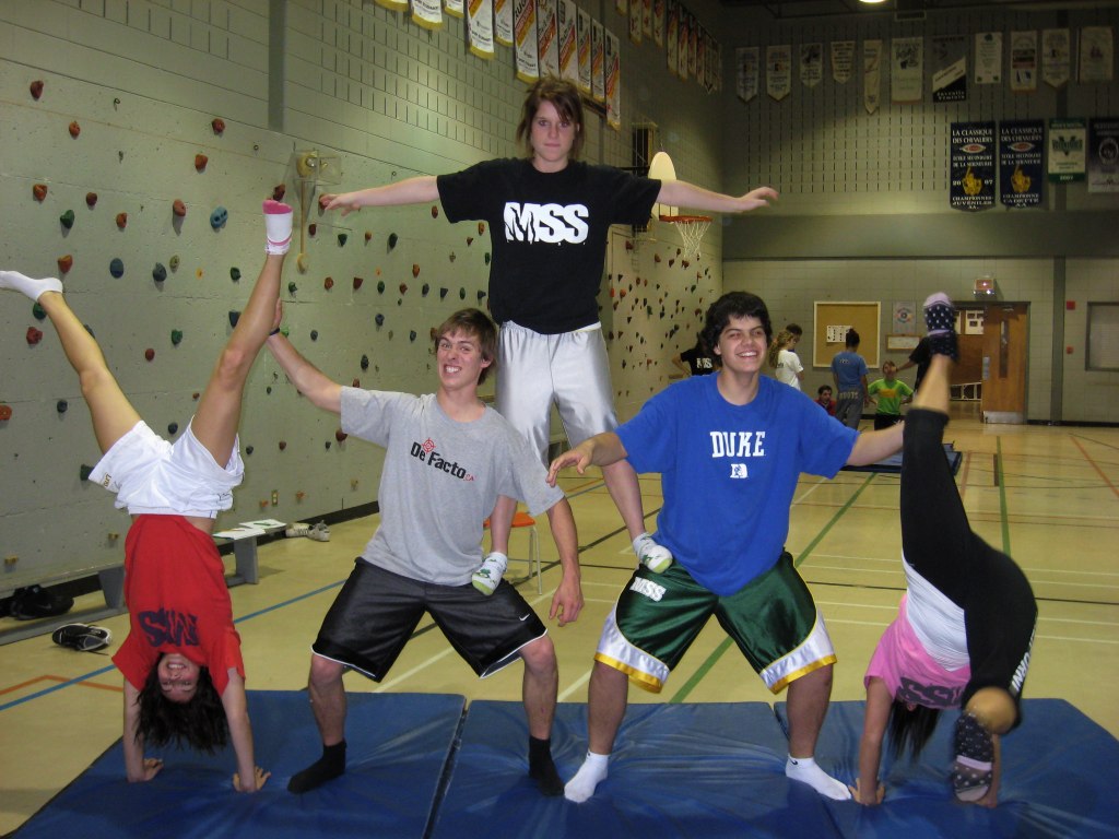 Acro-gym